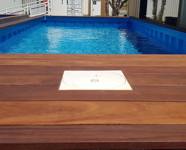 Piscina Container Authentic BOX 20' - Innovazione, Design e Divertimento