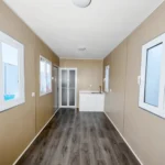 Casa Contenitore 40 Piedi con 2 Camere e 2 Bagni – Moderna e Resistente - immagine 9