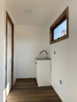 Cabina Modulare 18m² - Design Minimalista Nero Opaco - immagine 2