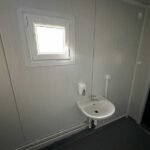 Container Sanitario Usato 6x2,4m - 6 Docce, WC e Orinatoio - immagine 2